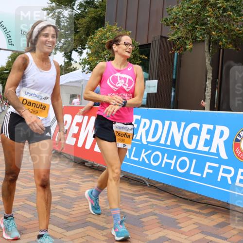 31.08.2025 - 21. Blankeneser Heldenlauf Strokosch-Dieckow http://msf.ph/oto/8700032 31.08.2025 12:40:43 Ziel 5435, 5636, 5289, 4152 meine-sportfotos.de