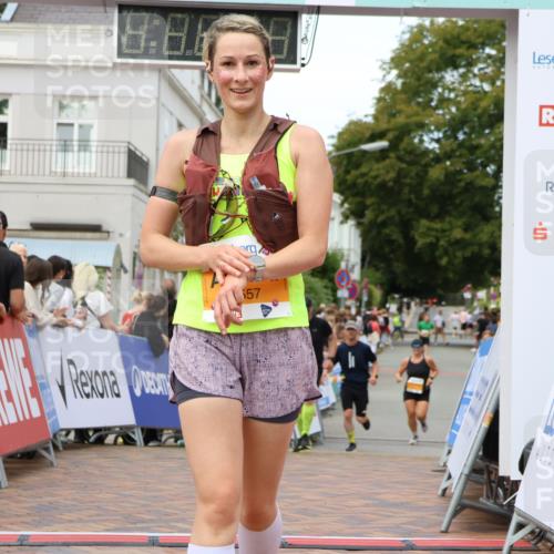 31.08.2025 - 21. Blankeneser Heldenlauf Strokosch-Dieckow http://msf.ph/oto/8700058 31.08.2025 12:53:24 Ziel 5557 meine-sportfotos.de