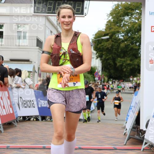 31.08.2025 - 21. Blankeneser Heldenlauf Strokosch-Dieckow http://msf.ph/oto/8700061 31.08.2025 12:53:24 Ziel 5557 meine-sportfotos.de