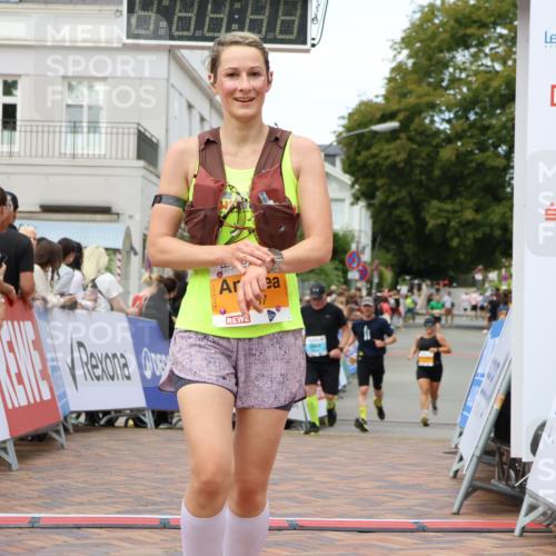 31.08.2025 - 21. Blankeneser Heldenlauf Strokosch-Dieckow http://msf.ph/oto/8700063 31.08.2025 12:53:24 Ziel 5557 meine-sportfotos.de