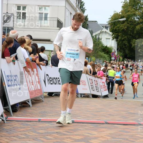 31.08.2025 - 21. Blankeneser Heldenlauf Strokosch-Dieckow http://msf.ph/oto/8700065 31.08.2025 12:40:35 Ziel 4152 meine-sportfotos.de