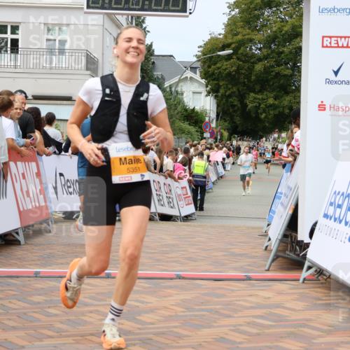 31.08.2025 - 21. Blankeneser Heldenlauf Strokosch-Dieckow http://msf.ph/oto/8700094 31.08.2025 12:40:25 Ziel 5096, 5449, 5351, 5645 meine-sportfotos.de