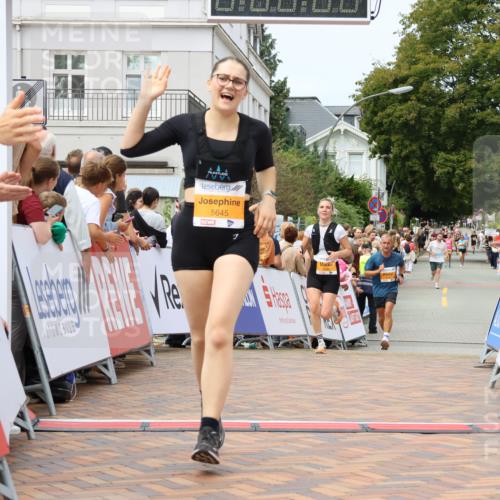 31.08.2025 - 21. Blankeneser Heldenlauf Strokosch-Dieckow http://msf.ph/oto/8700125 31.08.2025 12:40:20 Ziel 5449, 5693, 5351, 5645 meine-sportfotos.de