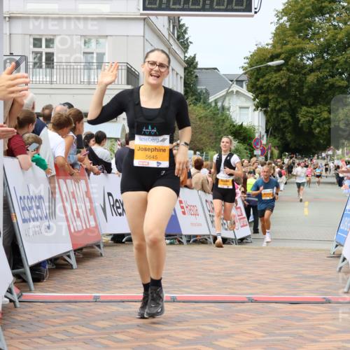 31.08.2025 - 21. Blankeneser Heldenlauf Strokosch-Dieckow http://msf.ph/oto/8700127 31.08.2025 12:40:20 Ziel 5449, 5693, 5351, 5645 meine-sportfotos.de