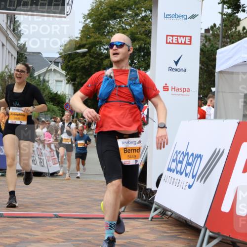 31.08.2025 - 21. Blankeneser Heldenlauf Strokosch-Dieckow http://msf.ph/oto/8700134 31.08.2025 12:40:19 Ziel 5077, 5449, 5693, 5166, 5645, 5327 meine-sportfotos.de
