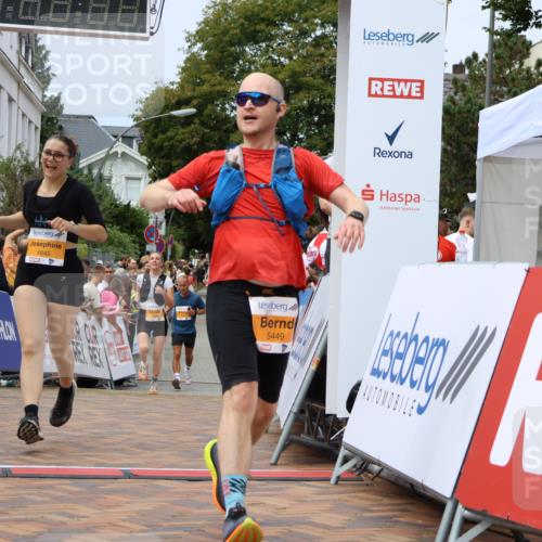 31.08.2025 - 21. Blankeneser Heldenlauf Strokosch-Dieckow http://msf.ph/oto/8700135 31.08.2025 12:40:19 Ziel 5077, 5449, 5693, 5166, 5645, 5327 meine-sportfotos.de