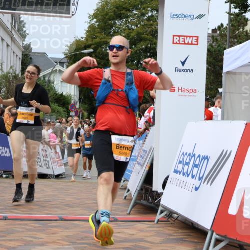 31.08.2025 - 21. Blankeneser Heldenlauf Strokosch-Dieckow http://msf.ph/oto/8700137 31.08.2025 12:40:19 Ziel 5077, 5449, 5693, 5166, 5645, 5327 meine-sportfotos.de