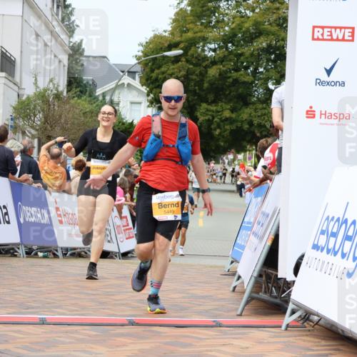 31.08.2025 - 21. Blankeneser Heldenlauf Strokosch-Dieckow http://msf.ph/oto/8700154 31.08.2025 12:40:18 Ziel 5077, 5449, 5693, 5166, 5645, 5327 meine-sportfotos.de