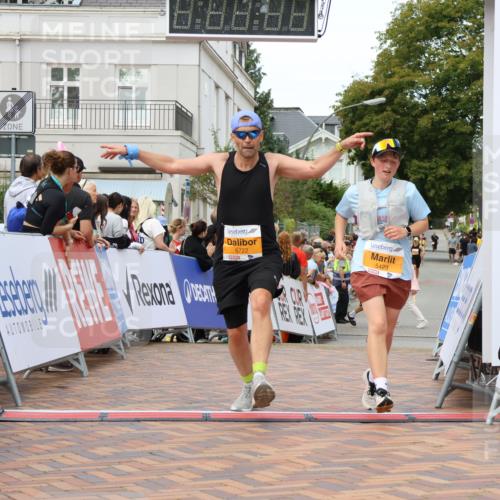 31.08.2025 - 21. Blankeneser Heldenlauf Strokosch-Dieckow http://msf.ph/oto/8700155 31.08.2025 12:52:55 Ziel 5423, 5722 meine-sportfotos.de