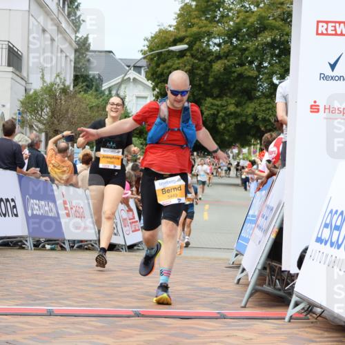 31.08.2025 - 21. Blankeneser Heldenlauf Strokosch-Dieckow http://msf.ph/oto/8700156 31.08.2025 12:40:18 Ziel 5077, 5449, 5693, 5166, 5645, 5327 meine-sportfotos.de