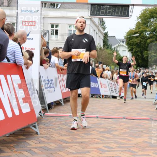 31.08.2025 - 21. Blankeneser Heldenlauf Strokosch-Dieckow http://msf.ph/oto/8700219 31.08.2025 12:39:54 Ziel 5838, 5538 meine-sportfotos.de