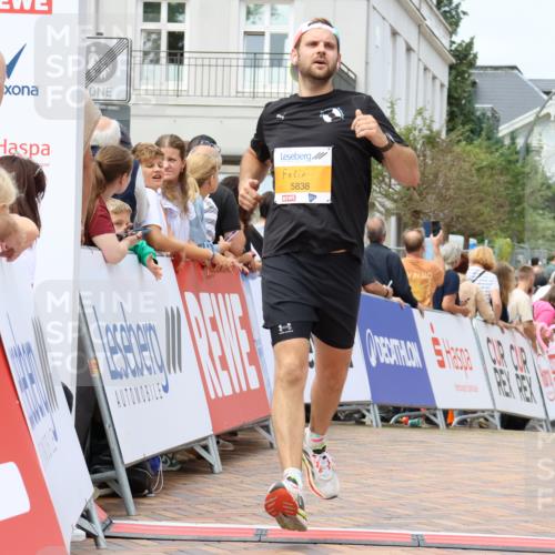 31.08.2025 - 21. Blankeneser Heldenlauf Strokosch-Dieckow http://msf.ph/oto/8700229 31.08.2025 12:39:53 Ziel 5838, 5538 meine-sportfotos.de