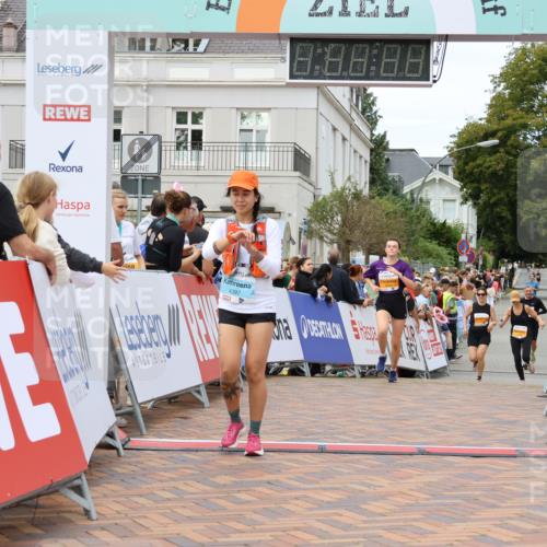 31.08.2025 - 21. Blankeneser Heldenlauf Strokosch-Dieckow http://msf.ph/oto/8700264 31.08.2025 12:52:03 Ziel 5202, 5455, 4397 meine-sportfotos.de