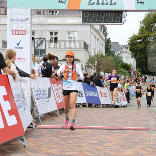 31.08.2025 - 21. Blankeneser Heldenlauf Strokosch-Dieckow http://msf.ph/oto/8700272 31.08.2025 12:52:03 Ziel 5202, 5455, 4397 meine-sportfotos.de