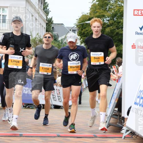 31.08.2025 - 21. Blankeneser Heldenlauf Strokosch-Dieckow http://msf.ph/oto/8700295 31.08.2025 12:39:21 Ziel 5385, 5143, 5139, 5161, 4194 meine-sportfotos.de