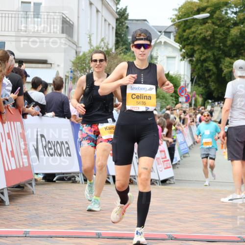 31.08.2025 - 21. Blankeneser Heldenlauf Strokosch-Dieckow http://msf.ph/oto/8700338 31.08.2025 12:38:59 Ziel 5432, 5222, 5635 meine-sportfotos.de