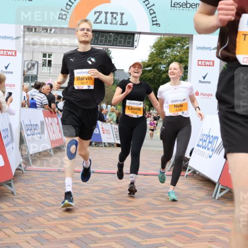 31.08.2025 - 21. Blankeneser Heldenlauf Strokosch-Dieckow http://msf.ph/oto/8700343 31.08.2025 12:51:42 Ziel 5104, 5136, 5007, 5034, 5518, 5517 meine-sportfotos.de