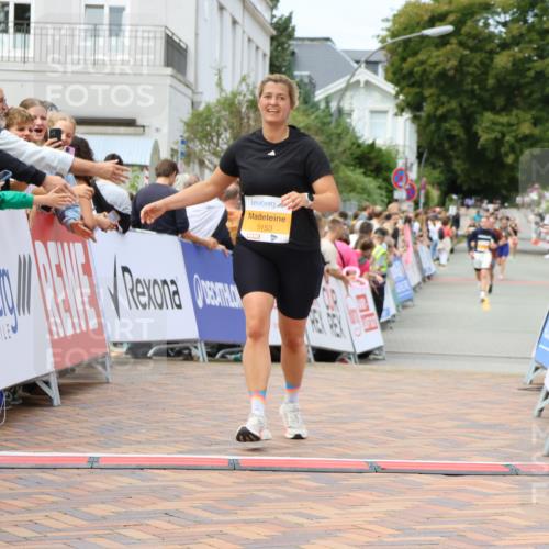 31.08.2025 - 21. Blankeneser Heldenlauf Strokosch-Dieckow http://msf.ph/oto/8700387 31.08.2025 12:38:39 Ziel 5153 meine-sportfotos.de