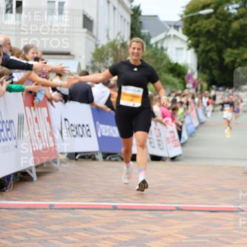 31.08.2025 - 21. Blankeneser Heldenlauf Strokosch-Dieckow http://msf.ph/oto/8700394 31.08.2025 12:38:38 Ziel 5153 meine-sportfotos.de
