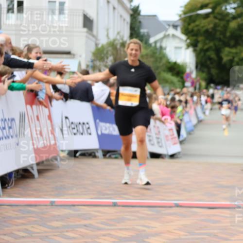 31.08.2025 - 21. Blankeneser Heldenlauf Strokosch-Dieckow http://msf.ph/oto/8700395 31.08.2025 12:38:38 Ziel 5153 meine-sportfotos.de