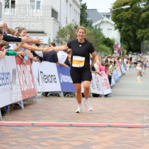 31.08.2025 - 21. Blankeneser Heldenlauf Strokosch-Dieckow http://msf.ph/oto/8700397 31.08.2025 12:38:38 Ziel 5153 meine-sportfotos.de