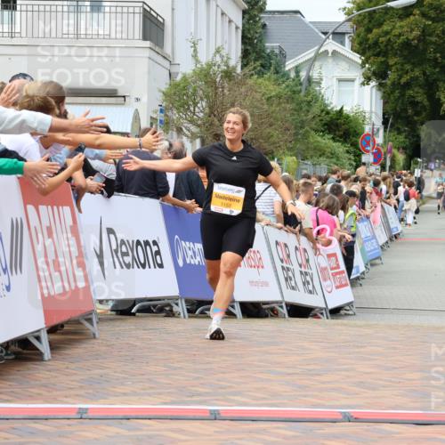 31.08.2025 - 21. Blankeneser Heldenlauf Strokosch-Dieckow http://msf.ph/oto/8700410 31.08.2025 12:38:37 Ziel 5153 meine-sportfotos.de
