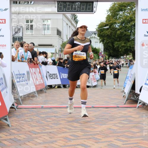 31.08.2025 - 21. Blankeneser Heldenlauf Strokosch-Dieckow http://msf.ph/oto/8700456 31.08.2025 12:51:18 Ziel 5285, 5830 meine-sportfotos.de