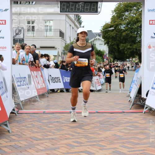 31.08.2025 - 21. Blankeneser Heldenlauf Strokosch-Dieckow http://msf.ph/oto/8700459 31.08.2025 12:51:18 Ziel 5285, 5830 meine-sportfotos.de