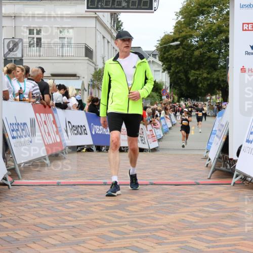 31.08.2025 - 21. Blankeneser Heldenlauf Strokosch-Dieckow http://msf.ph/oto/8700474 31.08.2025 12:51:12 Ziel 5830 meine-sportfotos.de