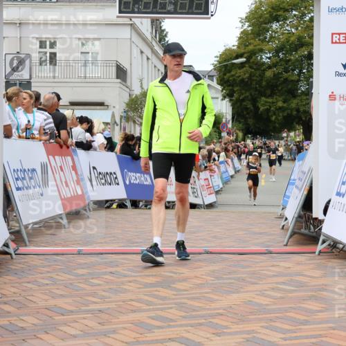 31.08.2025 - 21. Blankeneser Heldenlauf Strokosch-Dieckow http://msf.ph/oto/8700479 31.08.2025 12:51:12 Ziel 5830 meine-sportfotos.de