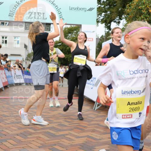31.08.2025 - 21. Blankeneser Heldenlauf Strokosch-Dieckow http://msf.ph/oto/8700519 31.08.2025 10:34:42 Ziel 2110, 2244, 2021, 2424, 2668, 2669, 2667, 2298, 2438, 2439, 2349, 2441, 2442, 2350, 2090, 2083 meine-sportfotos.de
