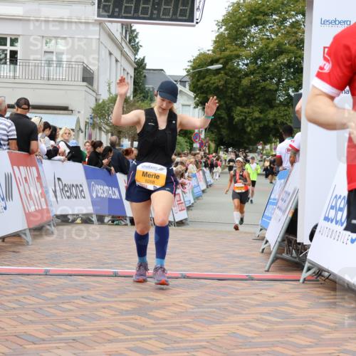 31.08.2025 - 21. Blankeneser Heldenlauf Strokosch-Dieckow http://msf.ph/oto/8700528 31.08.2025 12:50:58 Ziel 5268, 5629, 5630 meine-sportfotos.de