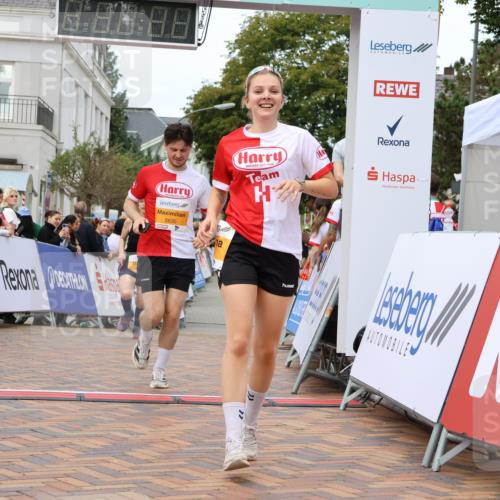 31.08.2025 - 21. Blankeneser Heldenlauf Strokosch-Dieckow http://msf.ph/oto/8700568 31.08.2025 12:50:56 Ziel 5268, 5040, 5629, 5630 meine-sportfotos.de