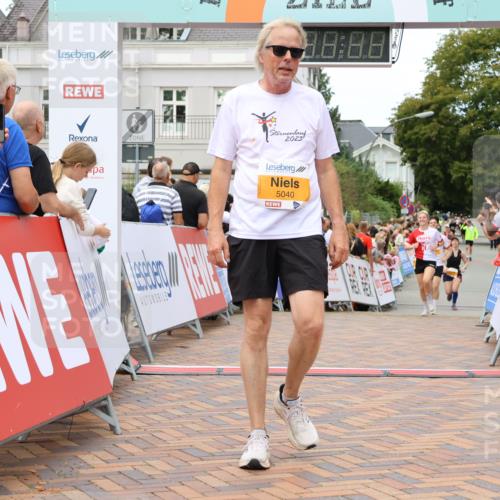 31.08.2025 - 21. Blankeneser Heldenlauf Strokosch-Dieckow http://msf.ph/oto/8700572 31.08.2025 12:50:51 Ziel 5040, 5344, 5425, 5629 meine-sportfotos.de