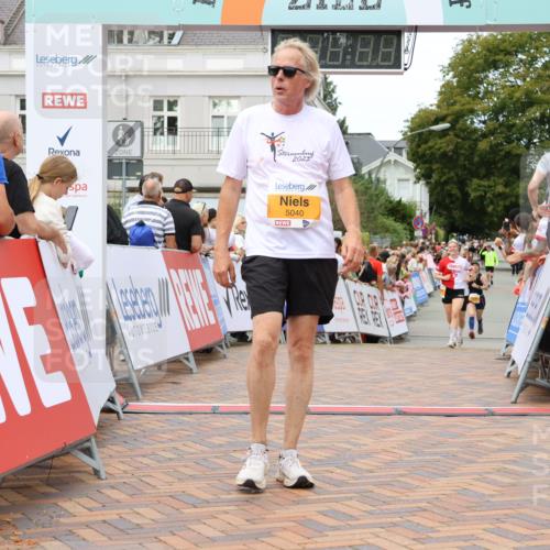 31.08.2025 - 21. Blankeneser Heldenlauf Strokosch-Dieckow http://msf.ph/oto/8700587 31.08.2025 12:50:51 Ziel 5040, 5344, 5425, 5629 meine-sportfotos.de