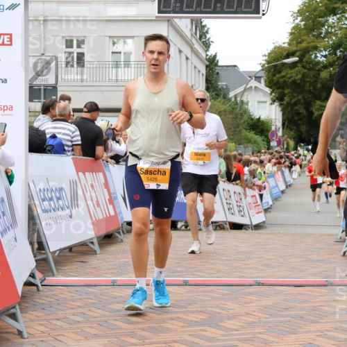 31.08.2025 - 21. Blankeneser Heldenlauf Strokosch-Dieckow http://msf.ph/oto/8700592 31.08.2025 12:50:48 Ziel 5040, 5344, 5425 meine-sportfotos.de