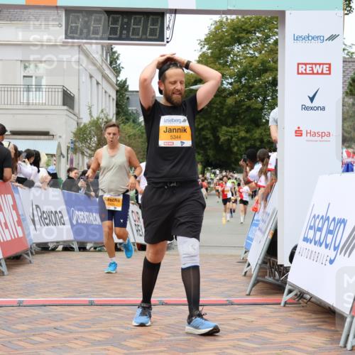 31.08.2025 - 21. Blankeneser Heldenlauf Strokosch-Dieckow http://msf.ph/oto/8700611 31.08.2025 12:50:46 Ziel 5040, 5344, 5425 meine-sportfotos.de