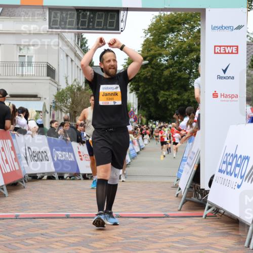 31.08.2025 - 21. Blankeneser Heldenlauf Strokosch-Dieckow http://msf.ph/oto/8700631 31.08.2025 12:50:45 Ziel 5040, 5344, 5425 meine-sportfotos.de