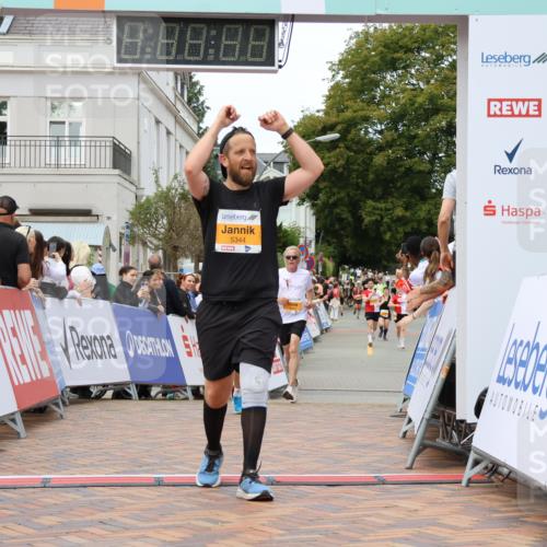 31.08.2025 - 21. Blankeneser Heldenlauf Strokosch-Dieckow http://msf.ph/oto/8700643 31.08.2025 12:50:45 Ziel 5040, 5344, 5425 meine-sportfotos.de