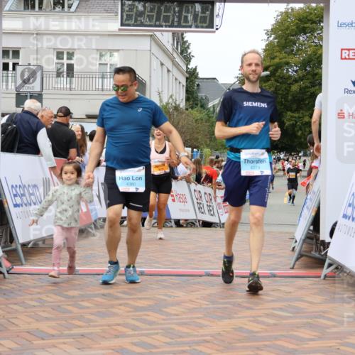 31.08.2025 - 21. Blankeneser Heldenlauf Strokosch-Dieckow http://msf.ph/oto/8700682 31.08.2025 12:50:33 Ziel 5569, 5726, 4380, 4379 meine-sportfotos.de