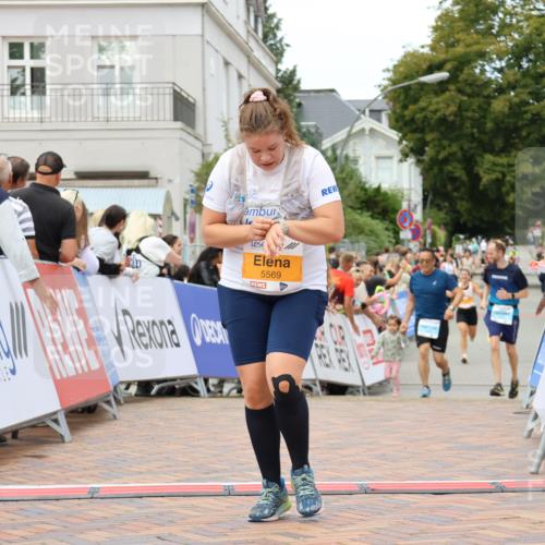 31.08.2025 - 21. Blankeneser Heldenlauf Strokosch-Dieckow http://msf.ph/oto/8700690 31.08.2025 12:50:26 Ziel 5569, 5588 meine-sportfotos.de