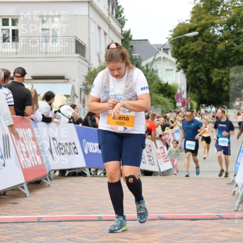 31.08.2025 - 21. Blankeneser Heldenlauf Strokosch-Dieckow http://msf.ph/oto/8700692 31.08.2025 12:50:26 Ziel 5569, 5588 meine-sportfotos.de