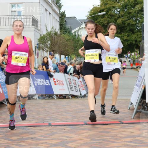 31.08.2025 - 21. Blankeneser Heldenlauf Strokosch-Dieckow http://msf.ph/oto/8700709 31.08.2025 10:33:14 Ziel 2304, 2433, 2388, 2430 meine-sportfotos.de