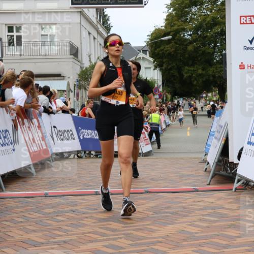 31.08.2025 - 21. Blankeneser Heldenlauf Strokosch-Dieckow http://msf.ph/oto/8700777 31.08.2025 12:49:54 Ziel 5236, 5070, 5422 meine-sportfotos.de