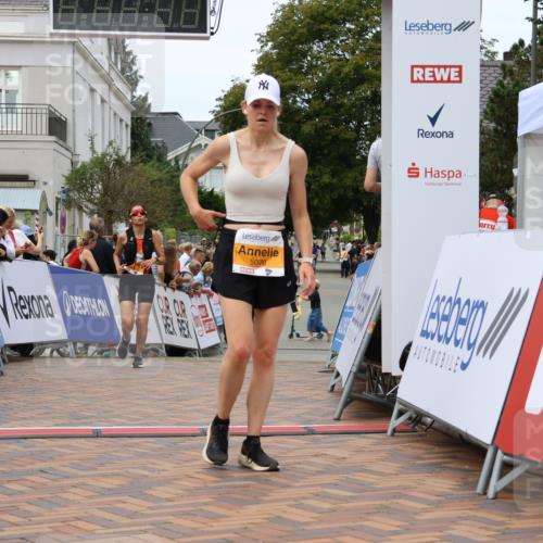31.08.2025 - 21. Blankeneser Heldenlauf Strokosch-Dieckow http://msf.ph/oto/8700794 31.08.2025 12:49:50 Ziel 5027, 5070, 5422 meine-sportfotos.de