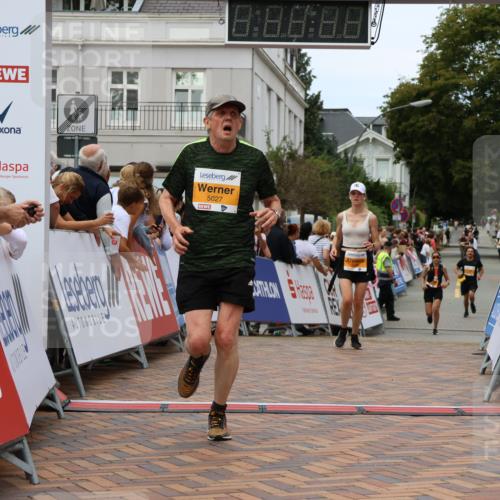 31.08.2025 - 21. Blankeneser Heldenlauf Strokosch-Dieckow http://msf.ph/oto/8700833 31.08.2025 12:49:46 Ziel 5027, 5070 meine-sportfotos.de