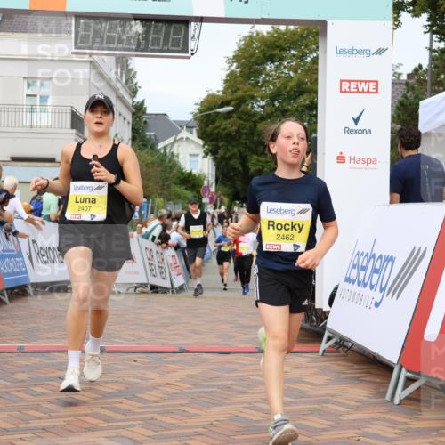 31.08.2025 - 21. Blankeneser Heldenlauf Strokosch-Dieckow http://msf.ph/oto/8700898 31.08.2025 10:31:52 Ziel 2077, 2407, 2280, 2462, 2278, 2228 meine-sportfotos.de