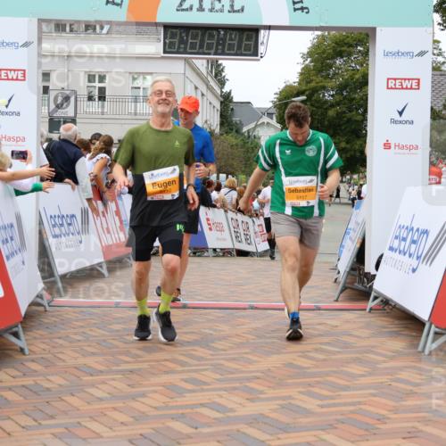 31.08.2025 - 21. Blankeneser Heldenlauf Strokosch-Dieckow http://msf.ph/oto/8700941 31.08.2025 12:49:09 Ziel 5071, 5271, 5737, 5117, 5110 meine-sportfotos.de