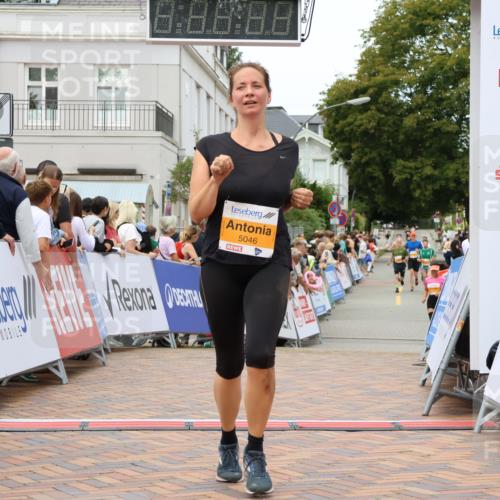 31.08.2025 - 21. Blankeneser Heldenlauf Strokosch-Dieckow http://msf.ph/oto/8701006 31.08.2025 12:48:56 Ziel 5182, 5183, 5097, 5046 meine-sportfotos.de
