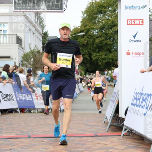31.08.2025 - 21. Blankeneser Heldenlauf Strokosch-Dieckow http://msf.ph/oto/8701047 31.08.2025 10:31:08 Ziel 2209, 2437, 2324, 2147, 2121, 2018 meine-sportfotos.de